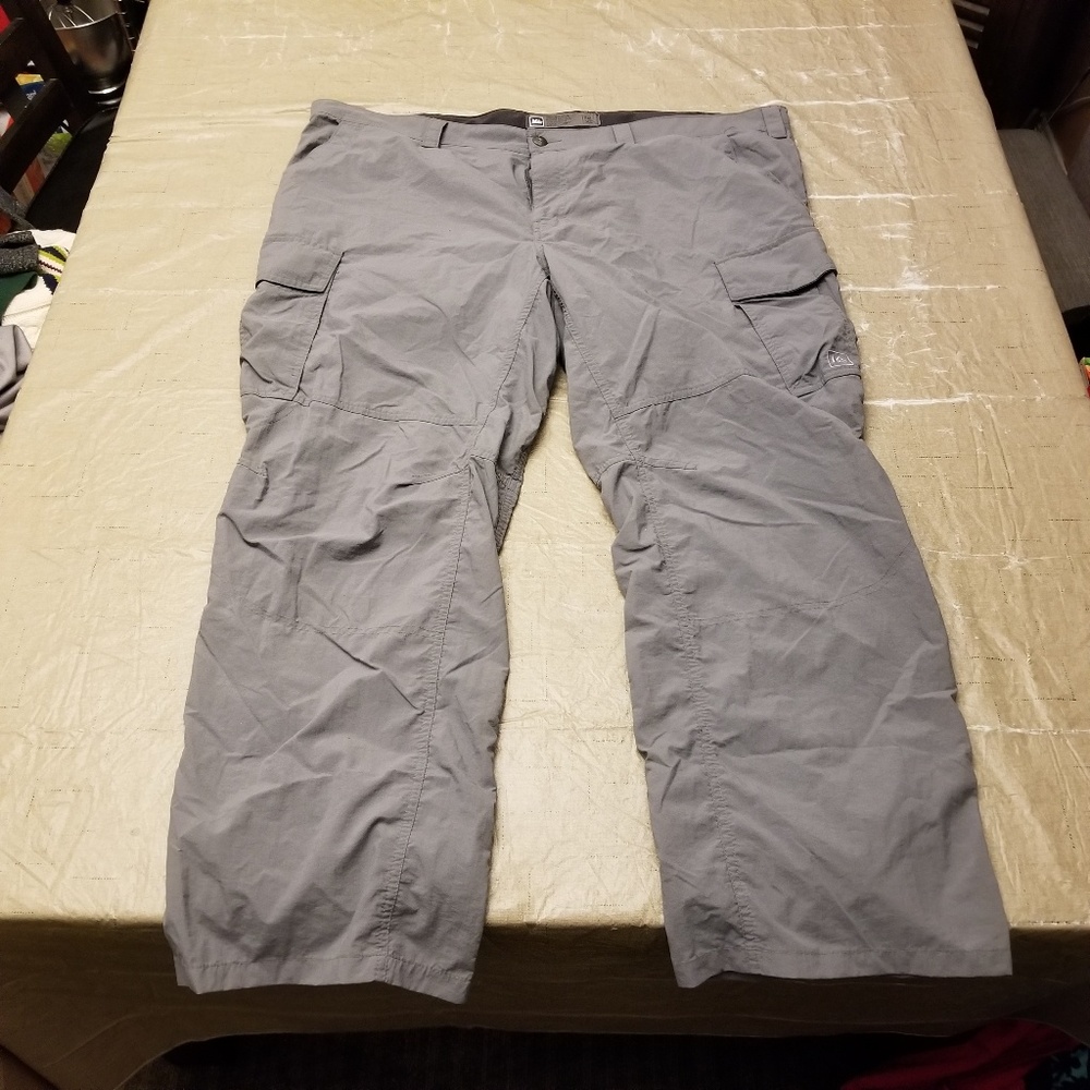 REI 100% Nylon cargo hiking pants sz. XXL UPF50+